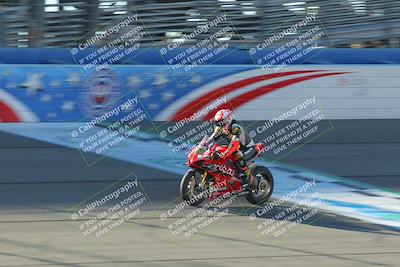 media/Nov-26-2022-Fastrack Riders (Sat) [[b001e85eef]]/Level 1/Session 1 Front Straight/